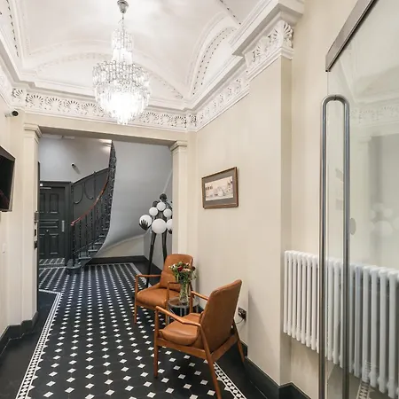 Bonnie Haymarket Hotel 5*