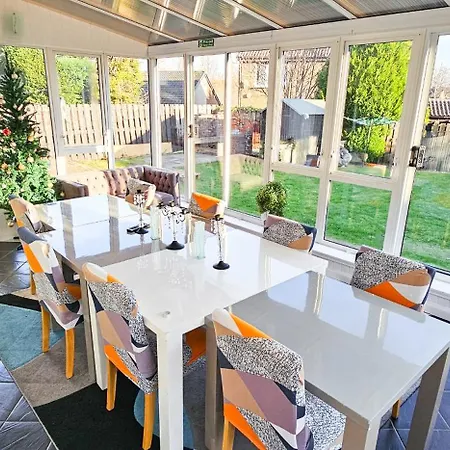 Duddingston 9 Bedroom House -