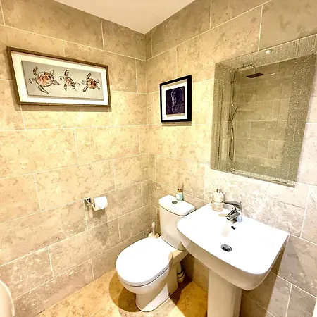 Casa vacanze Torwood Townhouse - Superfast Wifi, Contractor Friendly With Free Parking Edimburgo