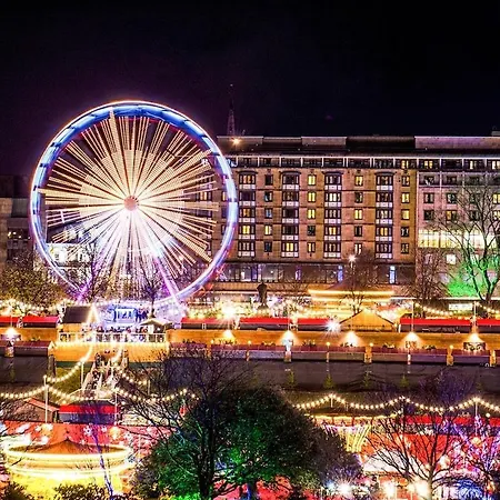 公寓 Cosy & Quiet Flat Near Haymarket Station 爱丁堡