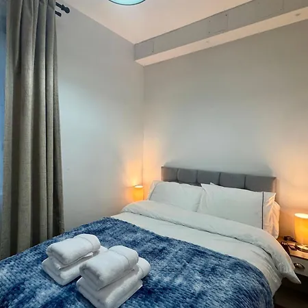 Stylish 2br Grassmarket Flat With Castle Views & Ps5