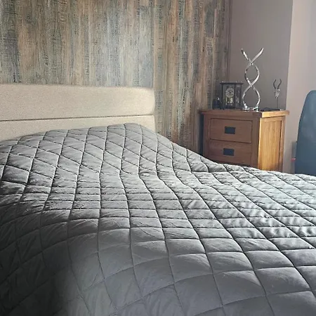 Modern Flat * Edimburgo