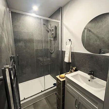 Apartment Centre - Meadows