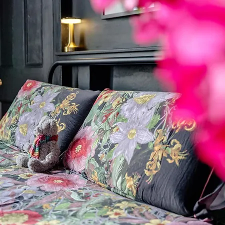 Georgian Flat - Perfect Festival Base! Apartment