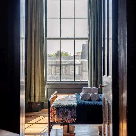 Apartment Georgian Flat - Perfect Festival Base! *