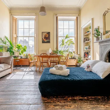 Apartment Georgian Flat - Perfect Festival Base!