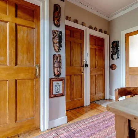 Craig S Lair Boho Jungle Apartament Edynburg