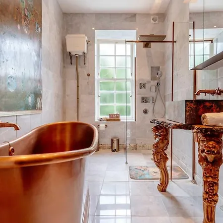 Craig S Lair Boho Jungle Apartament Edynburg