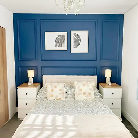 Luxury Large Family In Holiday home *