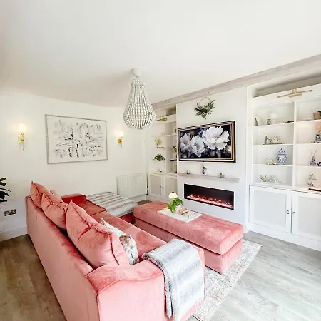 Luxury Large Family In