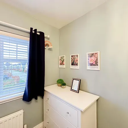 Luxury Large Family In Holiday home