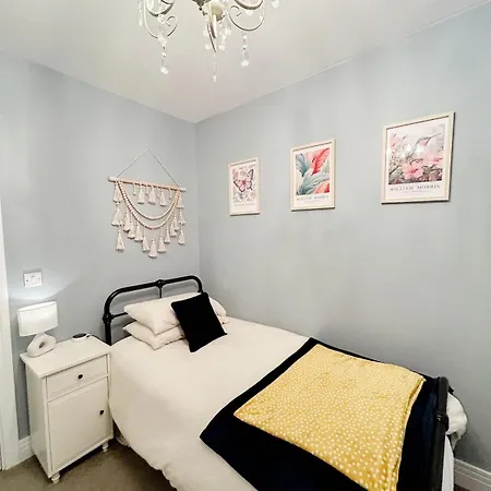 Luxury Large Family In *