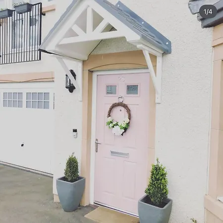 Luxury Large Family In * Edinburgh