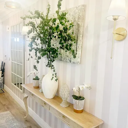 Luxury Large Family In Holiday home Edinburgh
