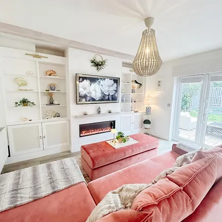 Luxury Large Family In * Edinburgh