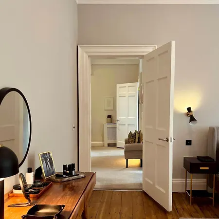 Apartment Designer Georgian In New Town Edinburgh