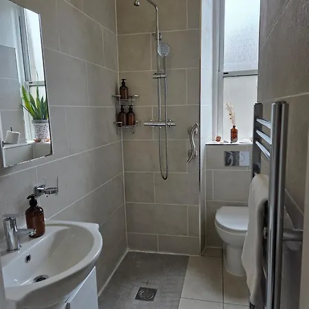 Montgomery Mews In Leith Edinburgh