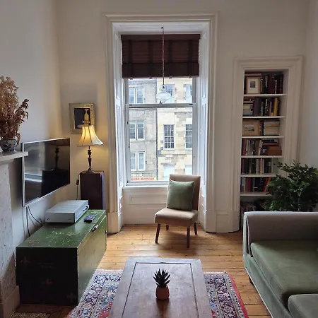 Montgomery Mews In Leith