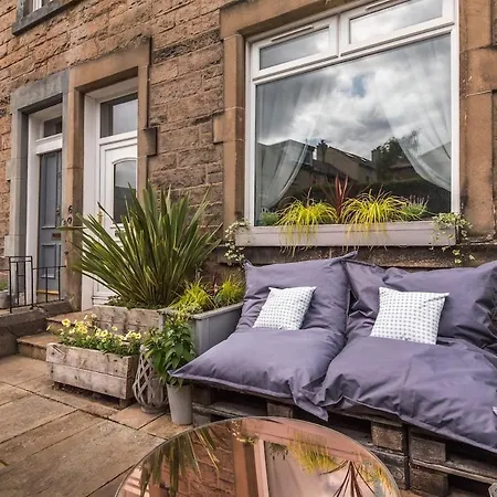 Prázdninový dům Modern Holyrood Family Retreat Edinburgh