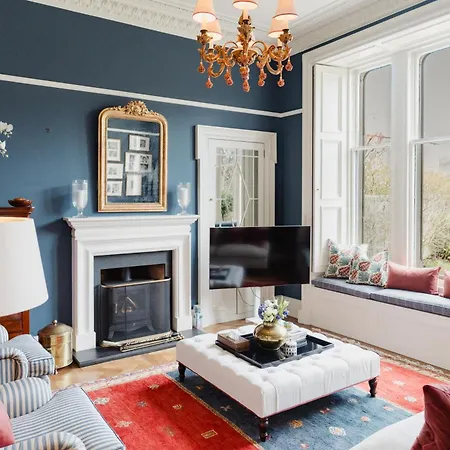 Private And Prestigious Luxury Holiday home
