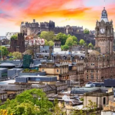 Scot Townhouse