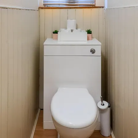 Cosy And Modern In Lejlighed *