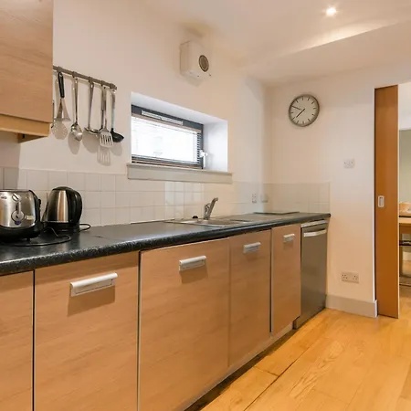 Modern Flat In The Middle Of Old Town *