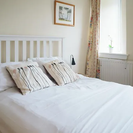Bright Spacious 2 Bedroom Flat In Stockbridge Edimburgo