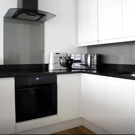 Clamshell Land - Royal Mile Edimburgo