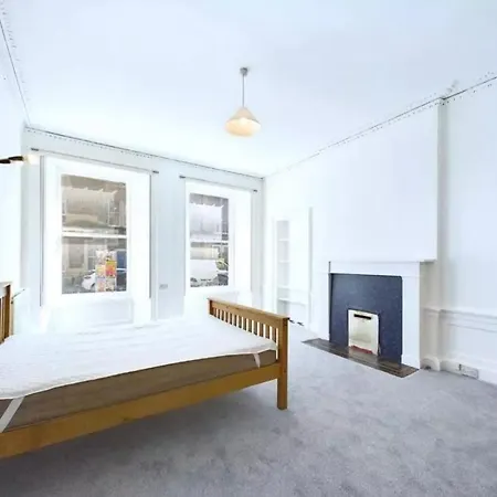 Apartment Montagues Luxury Victorian - Fast Wifi & Edinburgh