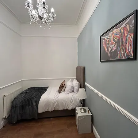 Dalkeith Road Apartment