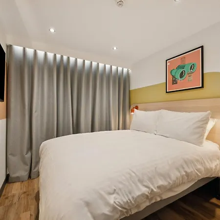 Haymarket Hub 3*