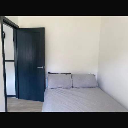 Апартаменты 2 Bedroom Ground Floor *