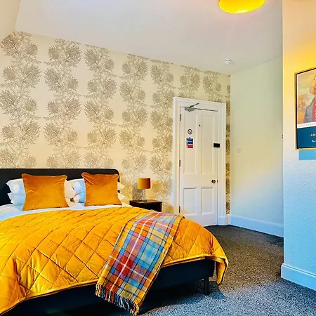 Scot Townhouse