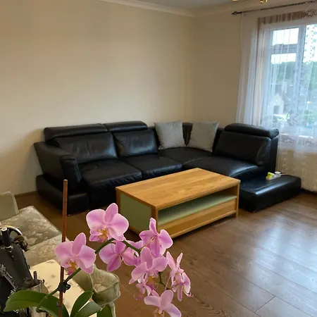 Cheerful 2 Bedroom Flat With Free Parking * Edinburgh