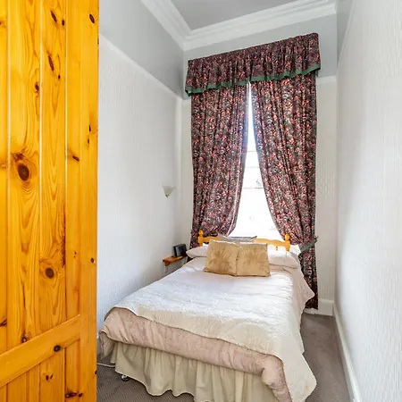 Гостевой дом The Gifford 4*