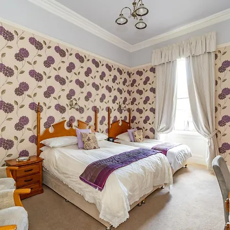 The Gifford Edinburgh