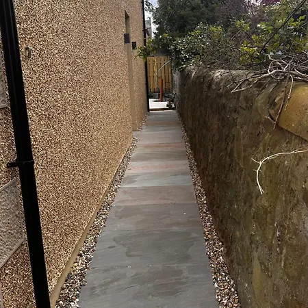 Aynetree 3* Edinburgh