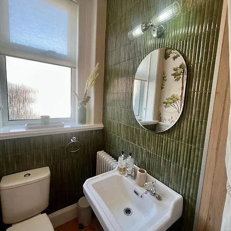 Apartment Kenmure With Garden & Parking Edinburgh