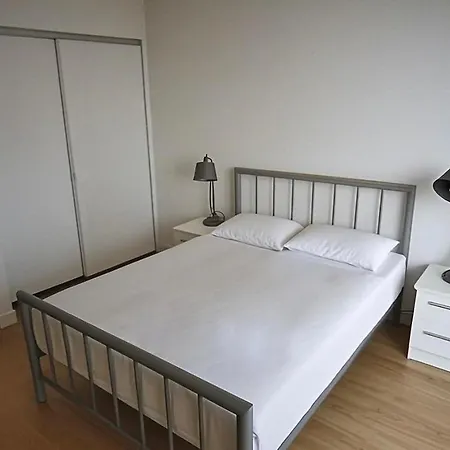 Modern & Lovely - One-bed Lägenhet Edinburg