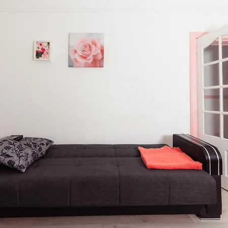 Central Edinburgh Apartment By The Castle * אדינבורו