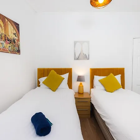 Daire Central Edinburgh Apartment By The Castle *