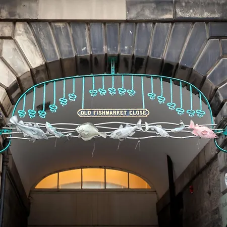 Walk Everywhere -top Rated Flat On The Royal Mile.