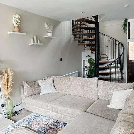 Duplex - Centre 4-bed Retreat 公寓 *