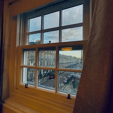 Appartamento Duplex - Centre 4-bed Retreat Edimburgo