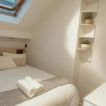 Duplex - Centre 4-bed Retreat