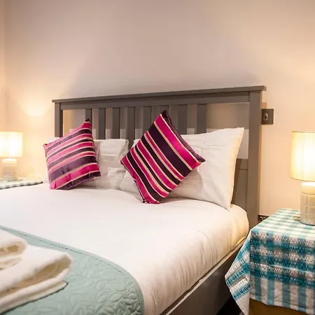 Lovely 1-bedroom Unit Near Castle Apartamento