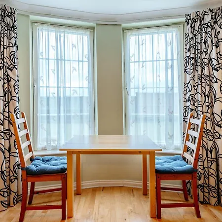 Homely 2-bed Free Park * Edimburgo