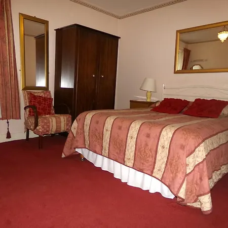 Averon 3* إدنبرة