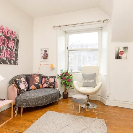 Apartamento Joivy Stunning In Royal Mile